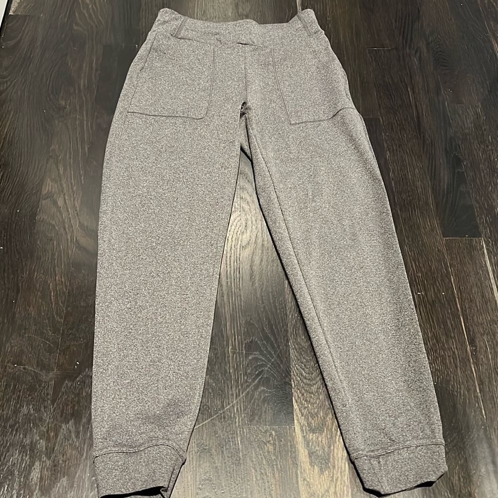 Athleta girl powervita joggers size M/ 8-10